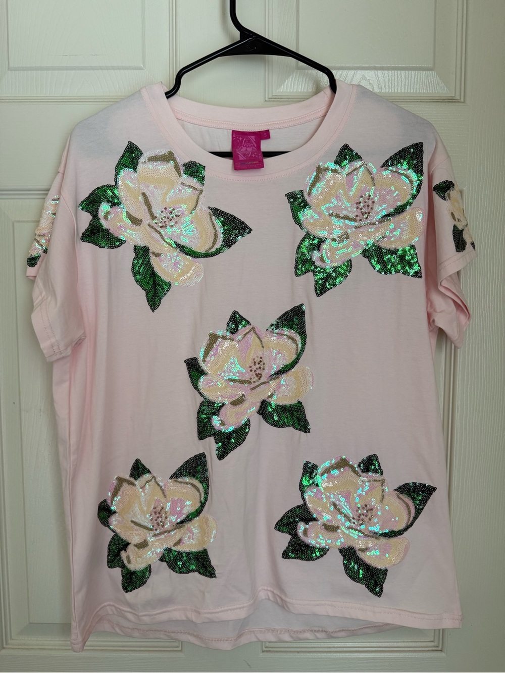 QUEEN OF SPARKLES | short sleeve top| Queen of Sparkle Pink Magnolia